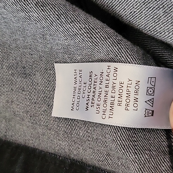 Jessica London Crop Denim Jacket - Picture 5 of 6